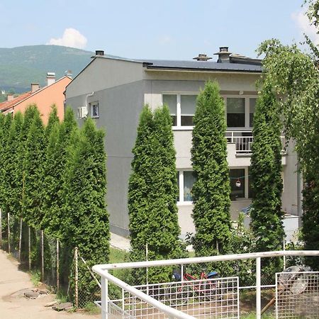 Apartman Kej Pirot Ngoại thất bức ảnh