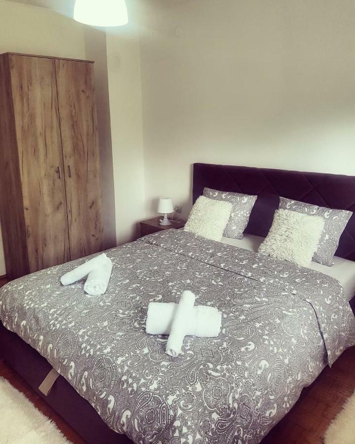 Apartman Kej Pirot Ngoại thất bức ảnh