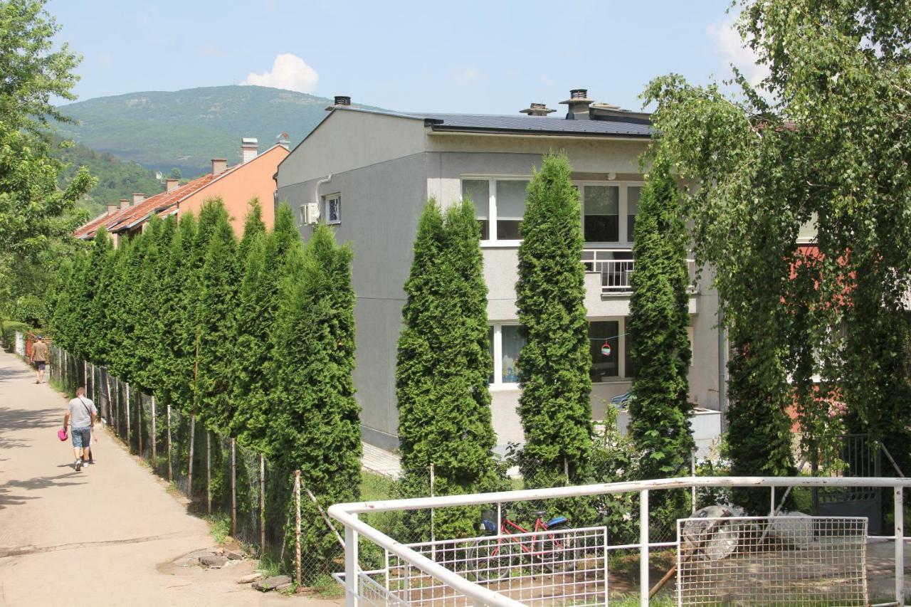 Apartman Kej Pirot Ngoại thất bức ảnh