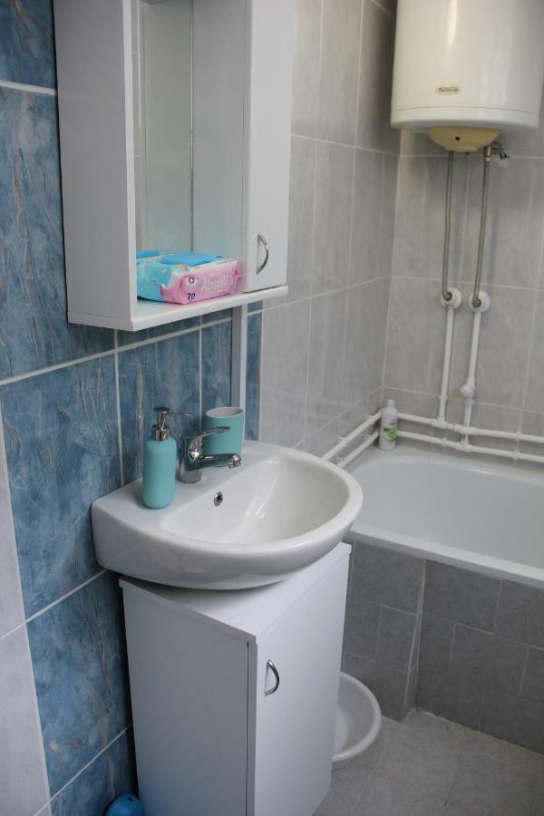 Apartman Kej Pirot Ngoại thất bức ảnh